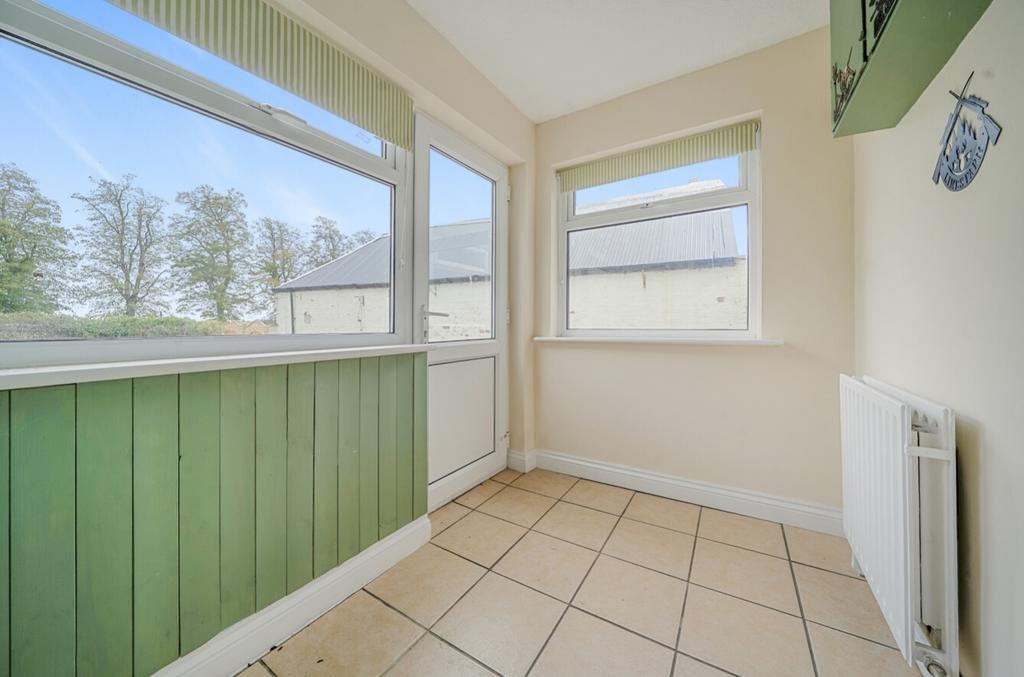 1355815-5-68c9d731c7025