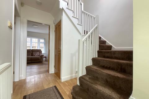 81 Stepney Road, Scarborough, YO12 5BT