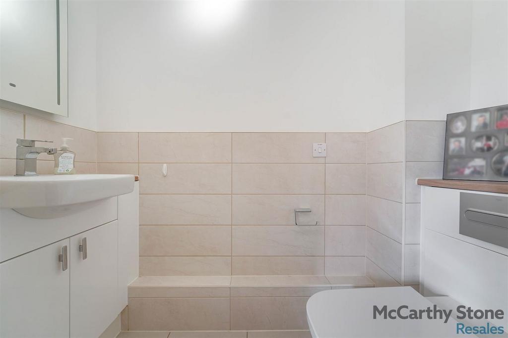 Cloakroomshot1.jpg