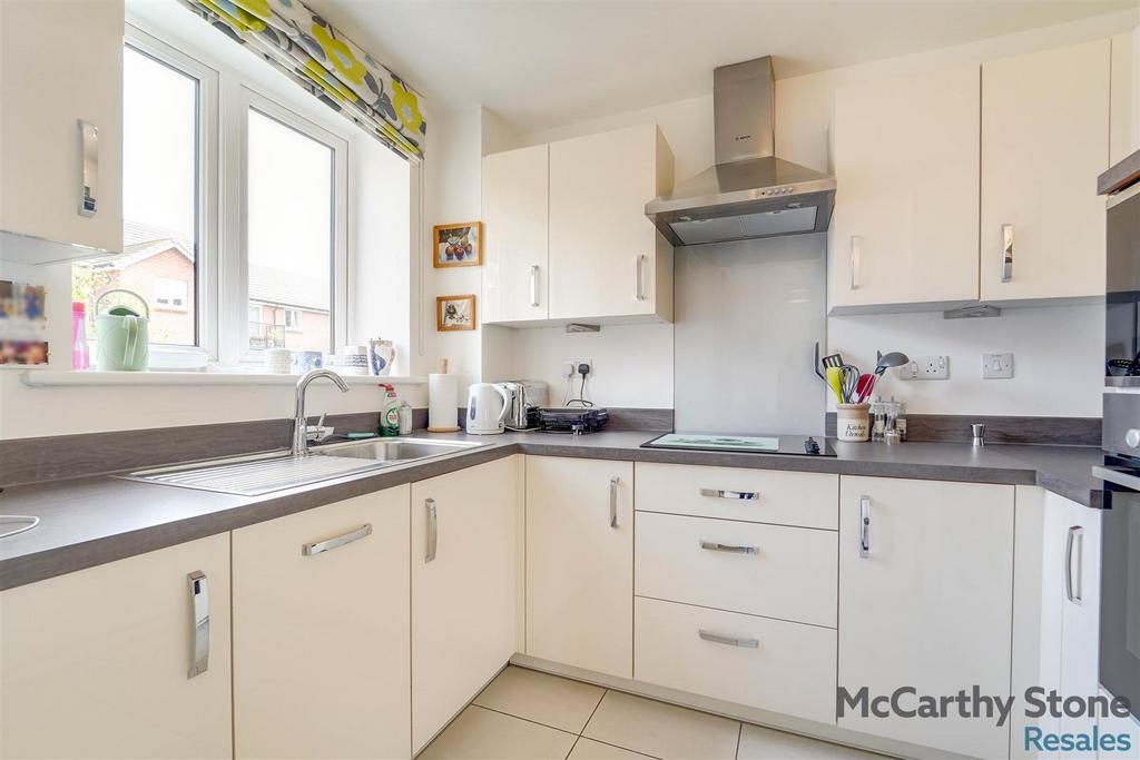 Kitchenshot2.jpg