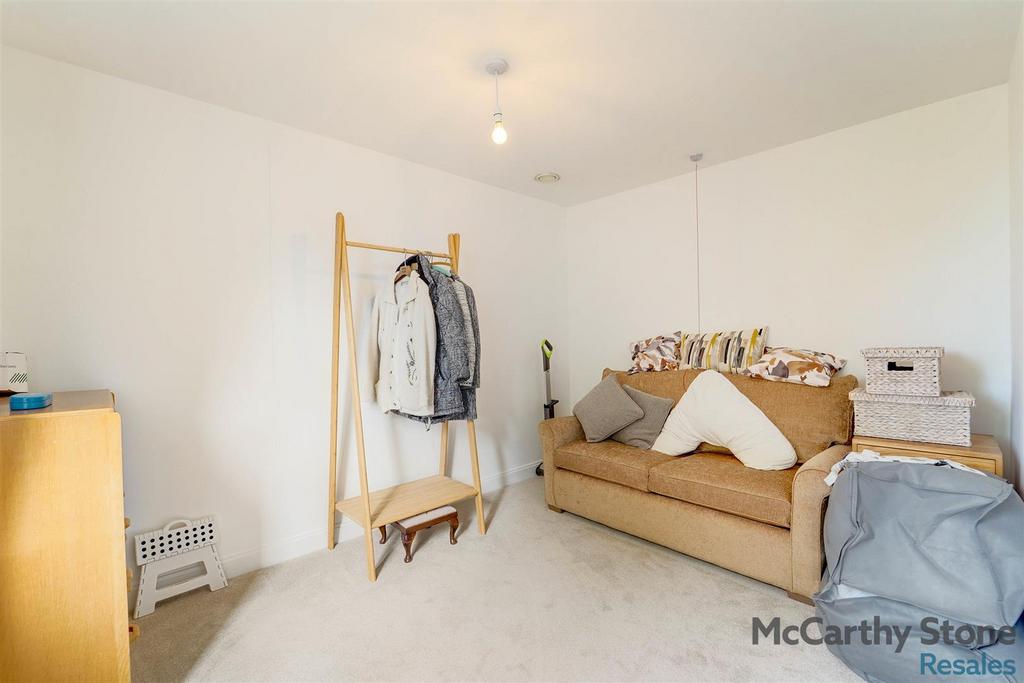 Bedroom2shot1.jpg