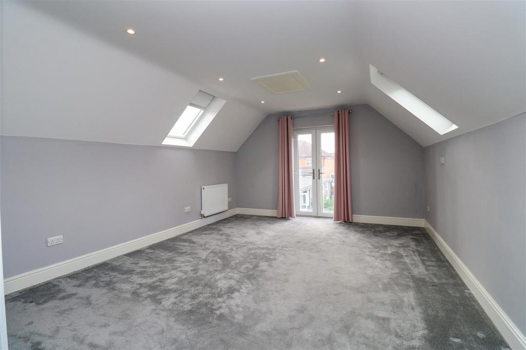 Bedroom 1 (FF)