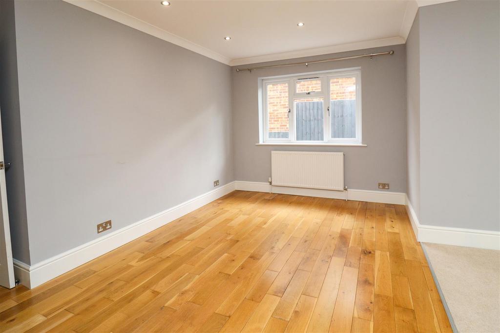 Living/Dining Room