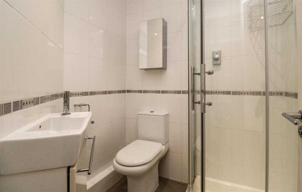 Bedroom 2 En-Suite