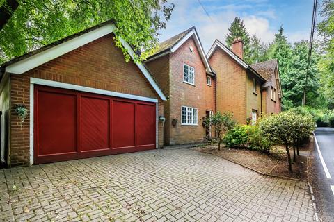 3 bedroom semi-detached house for sale, Whitley Row, Wheatsheaf Hill, Goathurst Common, Ide Hill, Sevenoaks, Kent