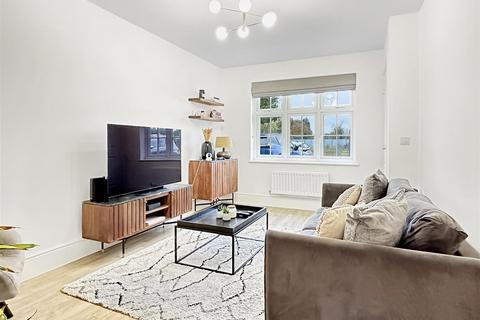 16 Mill Lane, Hauxton, Cambridge, CB22 5GD