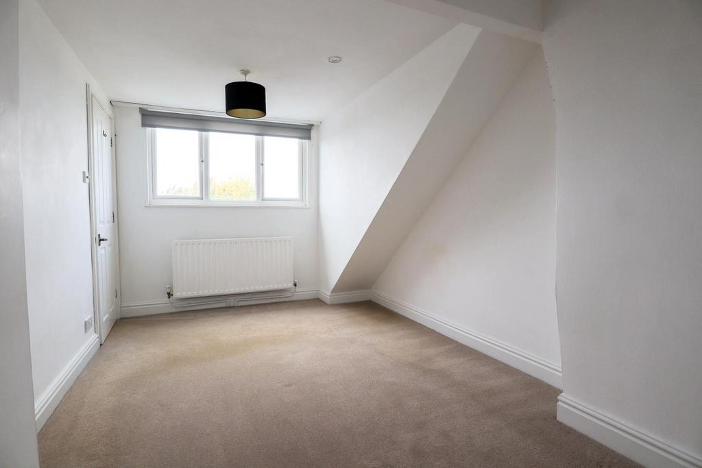 Bedroom 3.jpg