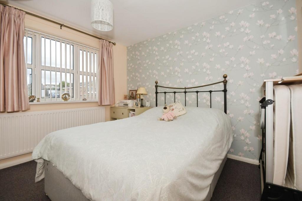 BEDROOM 3.jpg