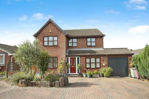 Durham Avenue, Grassmoor, Chesterfield, S42 5DL