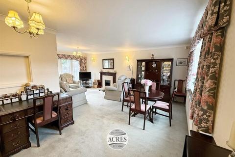 23 Harvey Drive, Sutton Coldfield, B75 6PL