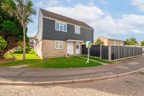 3 bedroom semi-detached house for sale, Spexhall Way, Lowestoft
