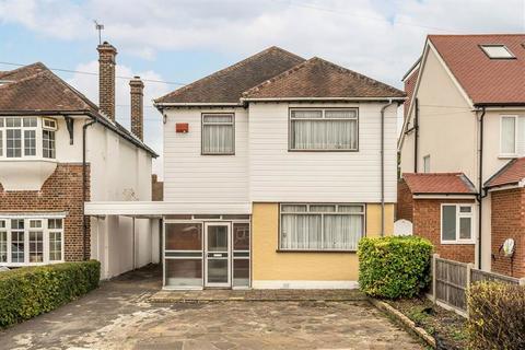 3 bedroom detached house for sale, Horn Park Lane, London SE12