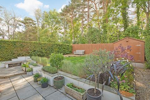 5 bedroom semi-detached house for sale, Windermere Avenue, Menston LS29