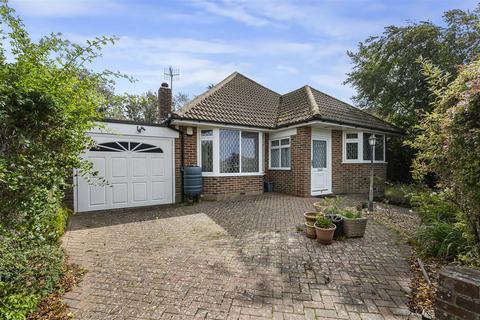 3 bedroom bungalow for sale, Hastings Avenue, Seaford