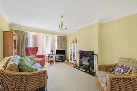 3 bedroom bungalow for sale, Hastings Avenue, Seaford