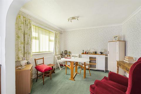 3 bedroom bungalow for sale, Hastings Avenue, Seaford