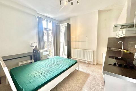 undefined, The Vale, Acton, W3