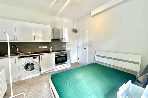 undefined, The Vale, Acton, W3