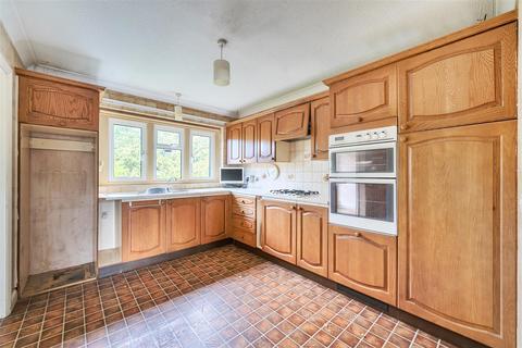 31 Brookside, West Coker, Yeovil, BA22 9AD