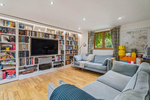 undefined, Cheddington