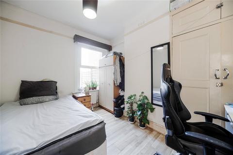 undefined, Gladstone Avenue, Wood Green, London, N22