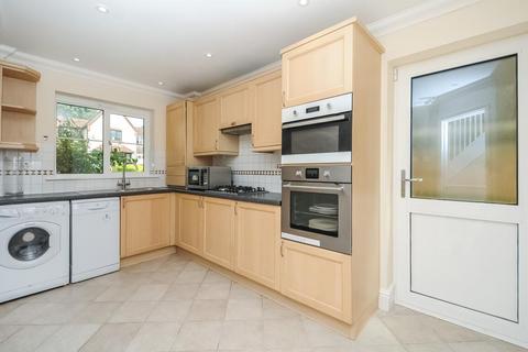 5 bedroom detached house to rent, Greenfield Drive,  London,  N2