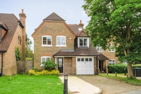 5 bedroom detached house to rent, Greenfield Drive,  London,  N2
