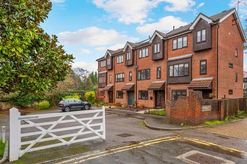 undefined, Woodhaven Mews, WALTON-ON-THAMES, KT12