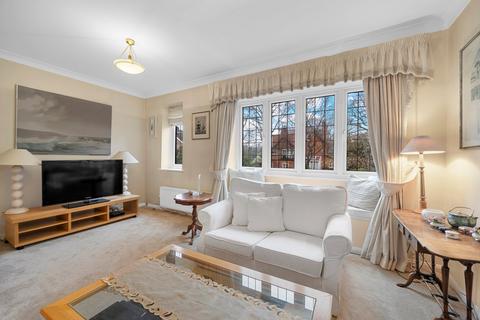 undefined, Woodhaven Mews, WALTON-ON-THAMES, KT12