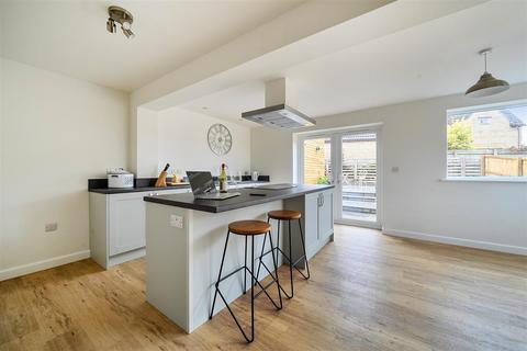undefined, Bradenstoke, Chippenham