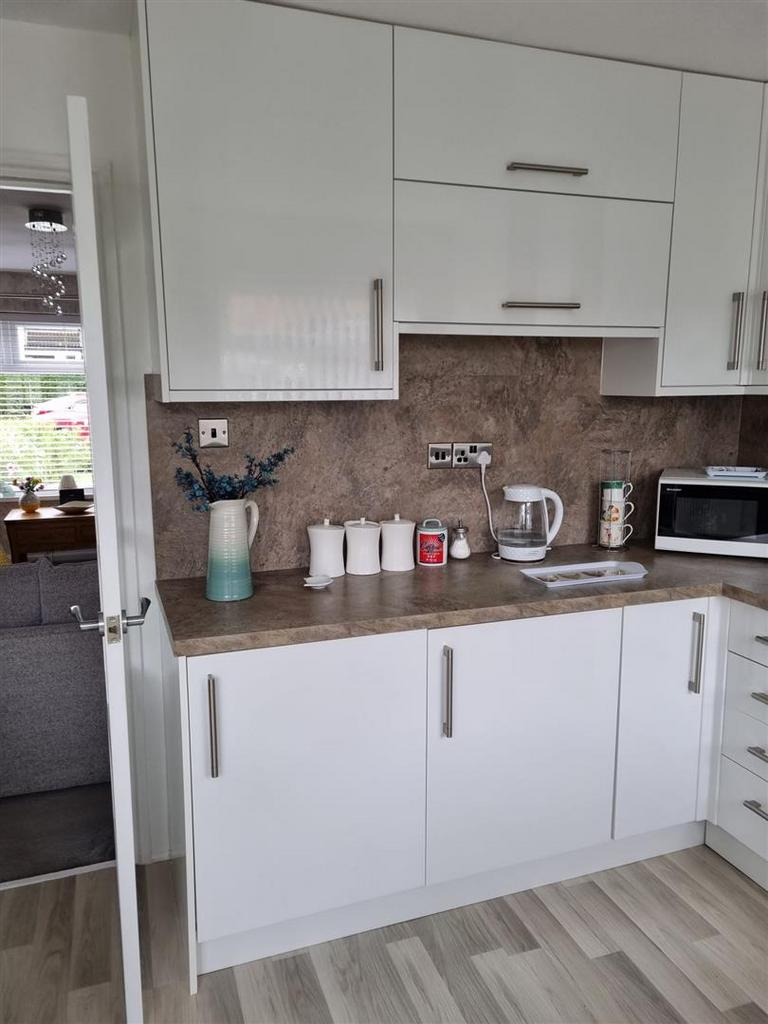 Dining/Kitchen