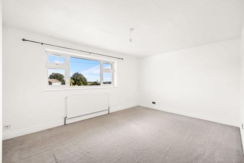 25 Cherry Waye, Eythorne, Dover, CT15 4BY