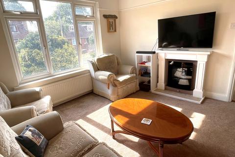 3 bedroom detached bungalow for sale, Hartsgrove Avenue, Blackfield