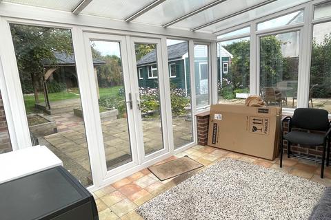 3 bedroom detached bungalow for sale, Hartsgrove Avenue, Blackfield