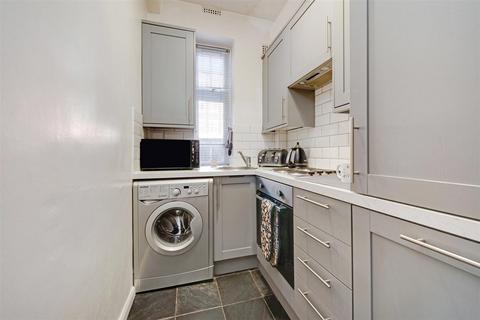 1 bedroom flat for sale, Belsize Grove, Belsize Park, NW3