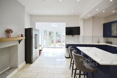 3 bedroom terraced house for sale, Stallcourt Avenue, Penylan, Cardiff