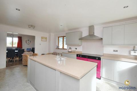 2 Greenside, Walton, Wakefield, WF2 6NN