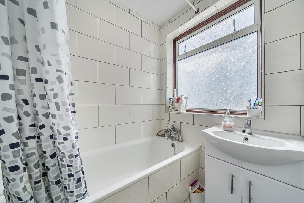 1345604-6-68b98f5...