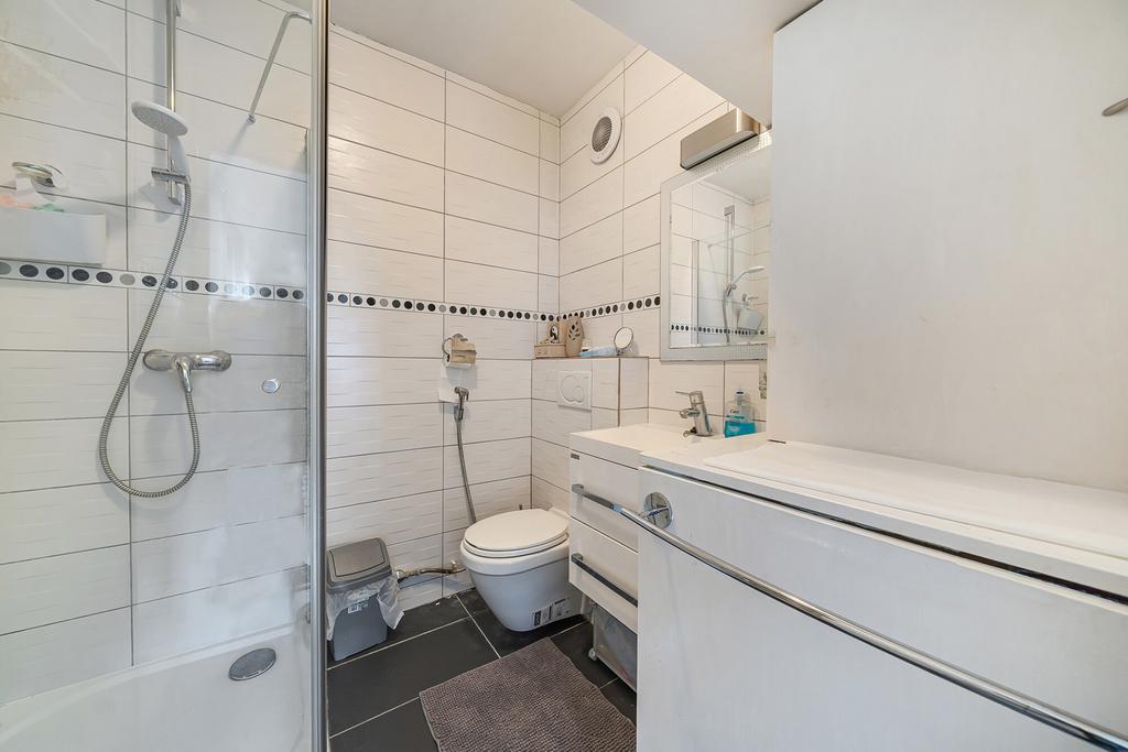 1345604-12-68b997...