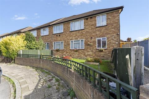 2 bedroom maisonette for sale, Sutton Lane, Hounslow TW3