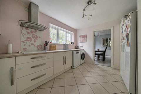 5 bedroom detached house for sale, Croeswylan Lane, Oswestry