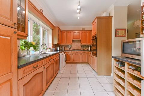 36 Croham Manor Road, South Croydon, CR2 7BE