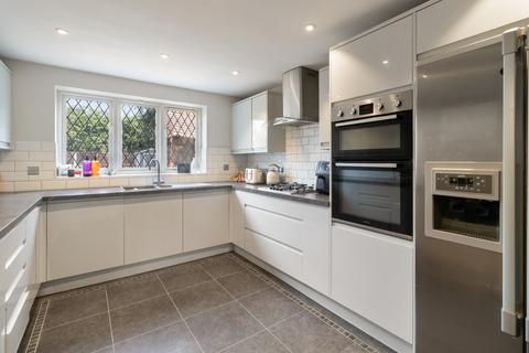 4 bedroom detached house for sale, Droitwich WR9