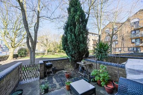 2 bedroom maisonette to rent, Undine Road, Isle Of Dogs, London, E14