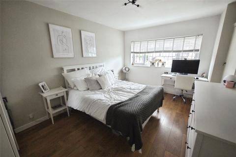 77 Shevon Way, Brentwood, CM14 4PL