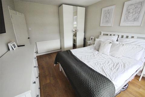 77 Shevon Way, Brentwood, CM14 4PL