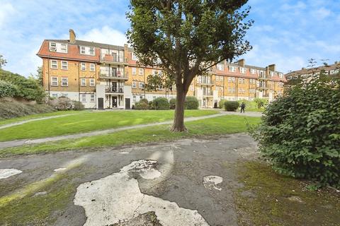 3 bedroom apartment for sale, Manor Road, London E15