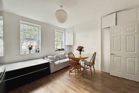 3 bedroom apartment for sale, Manor Road, London E15