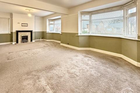 2 bedroom chalet for sale, Kinson Road, Bournemouth, BH10 5