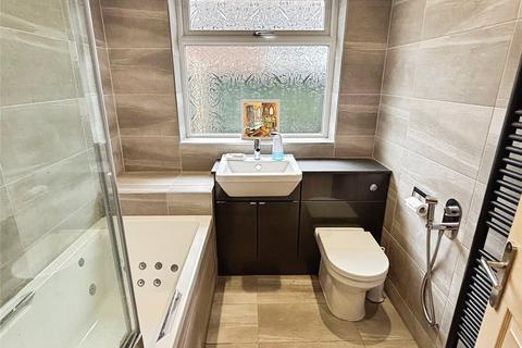24 Balmoral Road, Dunscroft, Doncaster, DN7 4LH